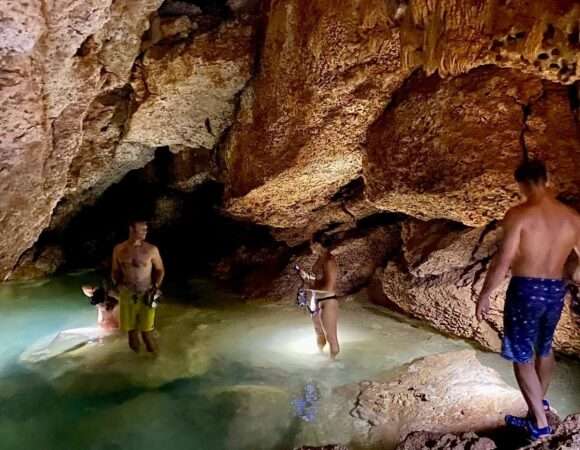 🕯️ Cave Tour Bonaire: Into the Depths of an Ancient Island