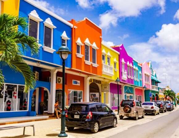 🌴 What Is Bonaire Famous For? The Island’s Best-Kept Secrets