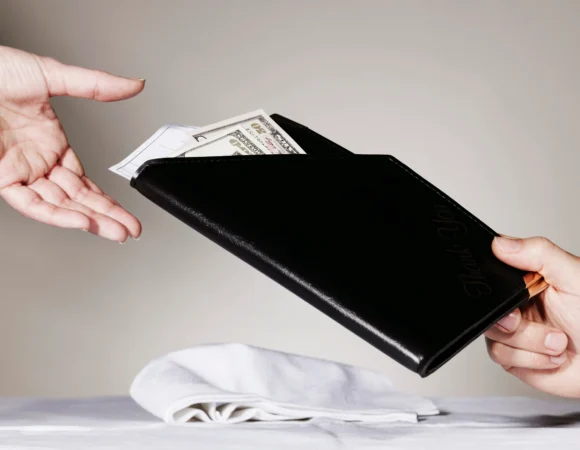 💵 Do You Tip on Bonaire? Local Customs Explained