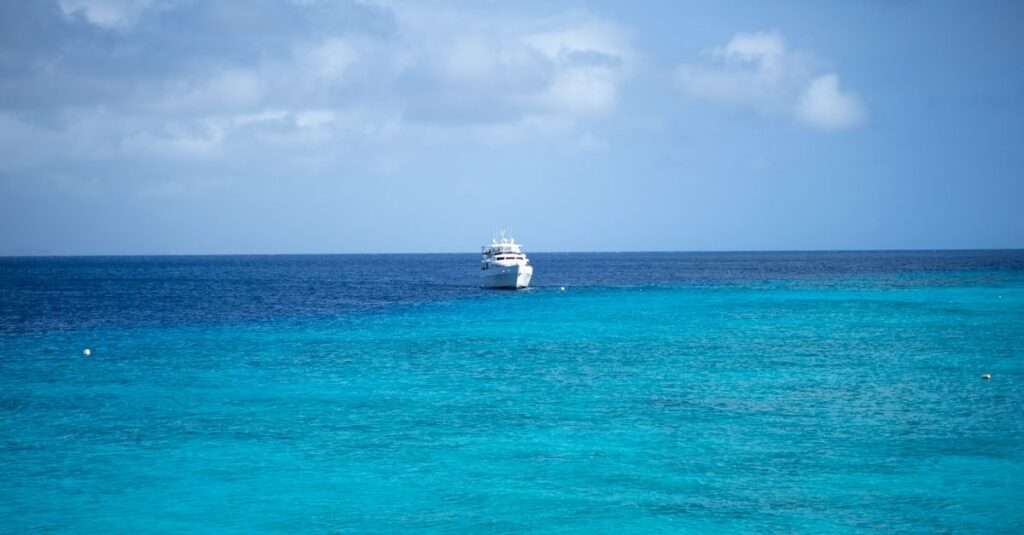 Bonaire private yacht charters