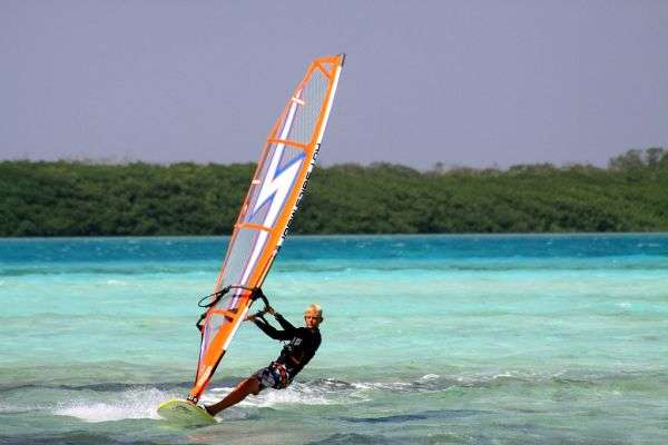 Bonaire water sports guide