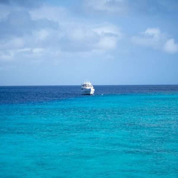 luxury yacht charters in Bonaire